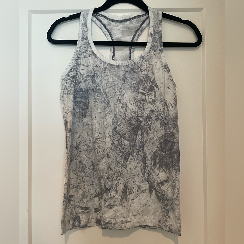 Lululemon grey and white tye die tank top